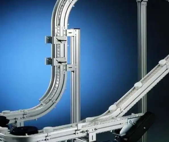 ?柔性輸送線的優勢與挑戰