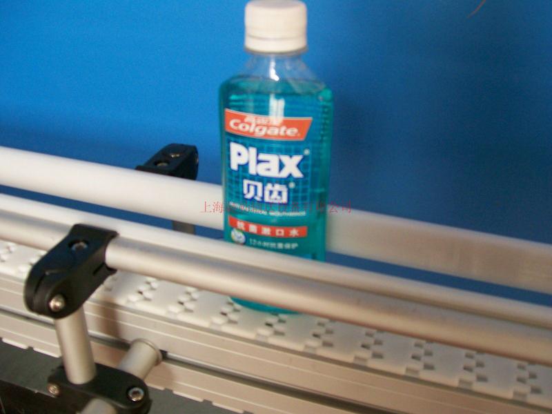 柔性夾瓶鏈輸送機(jī)簡介 柔性夾瓶鏈輸送機(jī)簡介