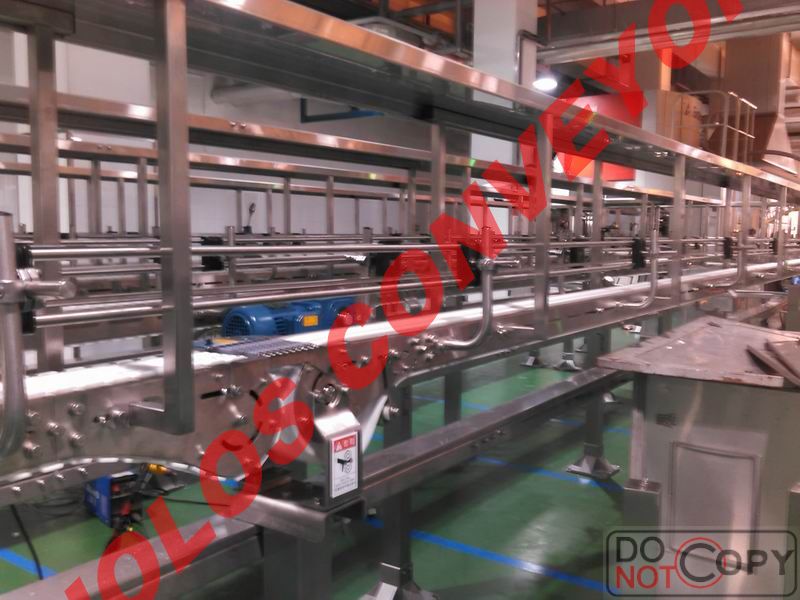 上海赫勒輸送設(shè)備有限公司專業(yè)制造柔性輸送線和柔性輸送系統(tǒng)的企業(yè)，我們從歐洲引進(jìn)的柔性輸送系統(tǒng)可廣泛的應(yīng)用于食品，飲料，卷煙，啤酒，礦泉水，紙箱，卷筒紙，軸承加工，齒輪加工，汽車零部件生產(chǎn)，醫(yī)藥制藥，電子元件裝配線，包裝線等行業(yè)。該輸送系統(tǒng)的大特點(diǎn)在于使用簡單的機(jī)械傳送與少的電器控制結(jié)合的輸送方案來滿足我們的用戶的生產(chǎn)要求。在提供完整的輸送線與各類零配件的同時(shí)還將提供好的技術(shù)支持和培訓(xùn)。通常我們會按照用戶的實(shí)際生產(chǎn)要求免費(fèi)設(shè)計(jì)一至二套輸送線的方案圖，終使用戶得到一個(gè)節(jié)省空間，少成本的佳解決方案。因此，我們希望我們的柔性輸送系統(tǒng)能成為你們的佳選擇。